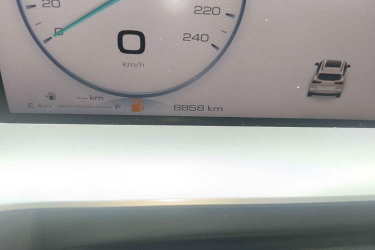 Used Haval H6 2024 1.5T Two-Wheel Drive Ultra Odometer Close Up