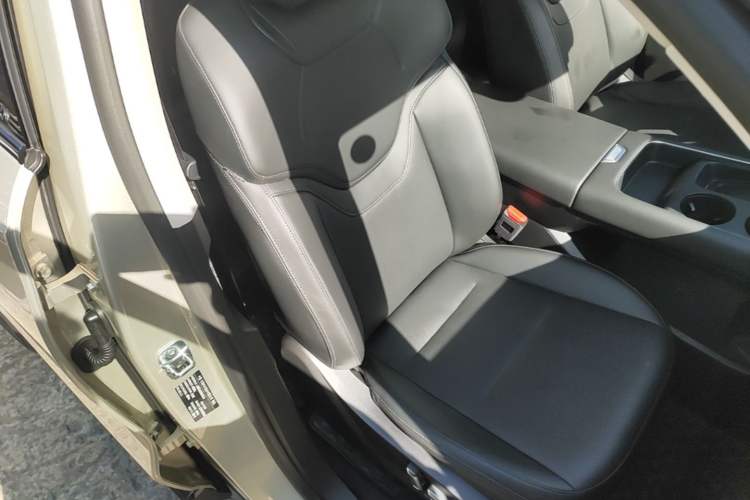 Used Haval H6 2024 1.5T Two-Wheel Drive Ultra Right Front Seat