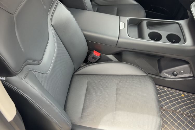 Used Haval H6 2024 1.5T Two-Wheel Drive Ultra Right Front Seat
