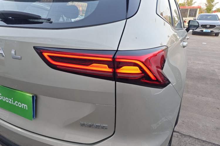 Used Haval H6 2024 1.5T Two-Wheel Drive Ultra Right Rear Taillight