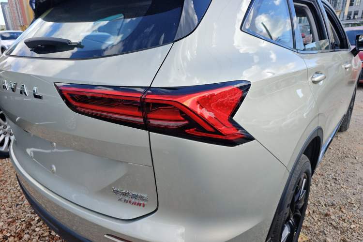 Used Haval H6 2024 2.0T All-Wheel Drive Max Right Rear Taillight