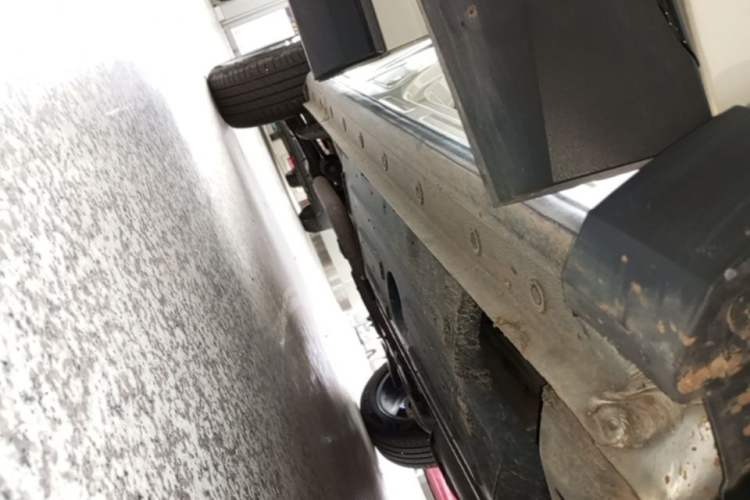 Used Haval H6 2024 1.5T Two-Wheel Drive Ultra Right Side Sill