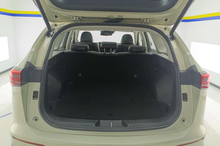 Used Haval H6 2024 1.5T Two-Wheel Drive Ultra Trunk