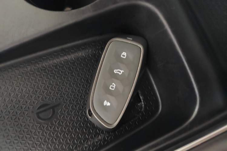 Used Haval H6 2024 1.5T Two-Wheel Drive Ultra Vehicle Key