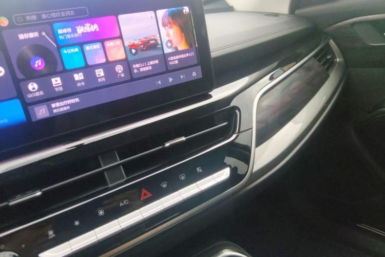 Used Haval H6 2025 1.5T National Style Urban Edition Audio And AC Panel