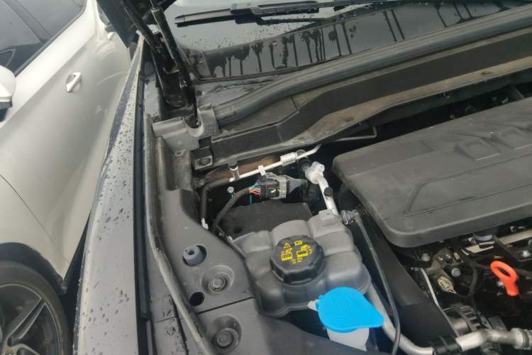 Used Haval H6 2025 1.5T National Style Urban Edition Engine Bay Right