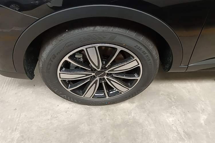 Used Haval H6 2025 1.5T National Trend Champion Edition Left Front Wheel Hub