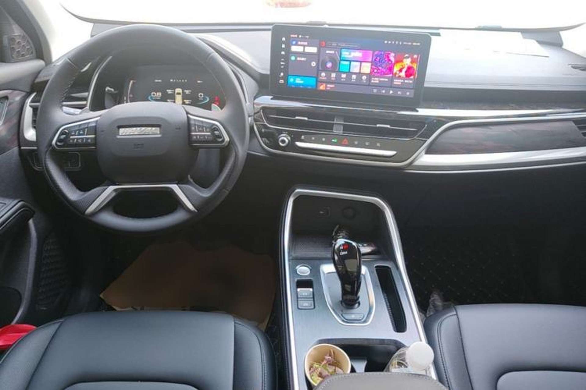 Used Haval H6 2025 1.5T National Trend Champion Edition Center Console