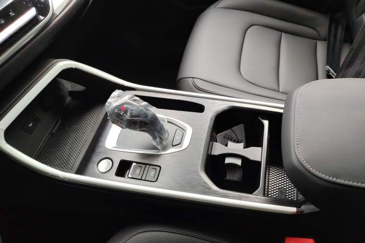 Used Haval H6 2025 1.5T National Style Urban Edition Interior 4