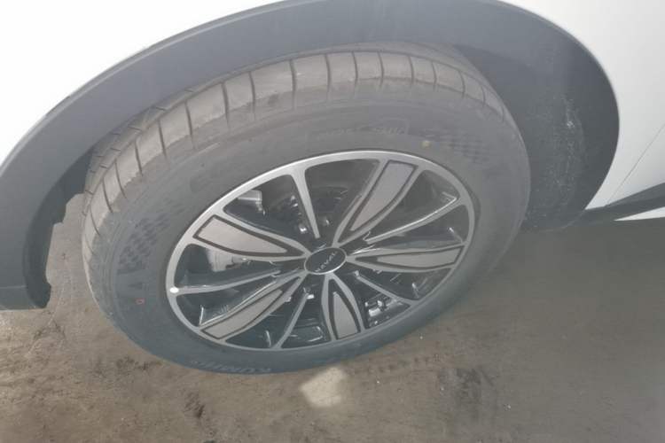 Used Haval H6 2025 1.5T National Trend Champion Edition Left Front Wheel Hub