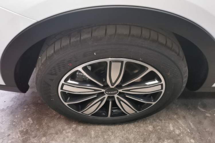 Used Haval H6 2025 1.5T National Trend Champion Edition Left Front Wheel Hub