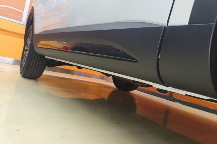 Used Haval H6 2025 1.5T National Style Urban Edition Right Side Sill