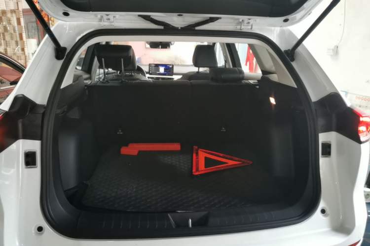 Used Haval H6 2025 1.5T National Trend Champion Edition Trunk