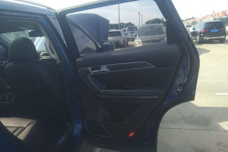 Used Haval H6 Coupe 2016 Blue Label 1.5T Automatic Two-Wheel Drive Elite Model Interior 6