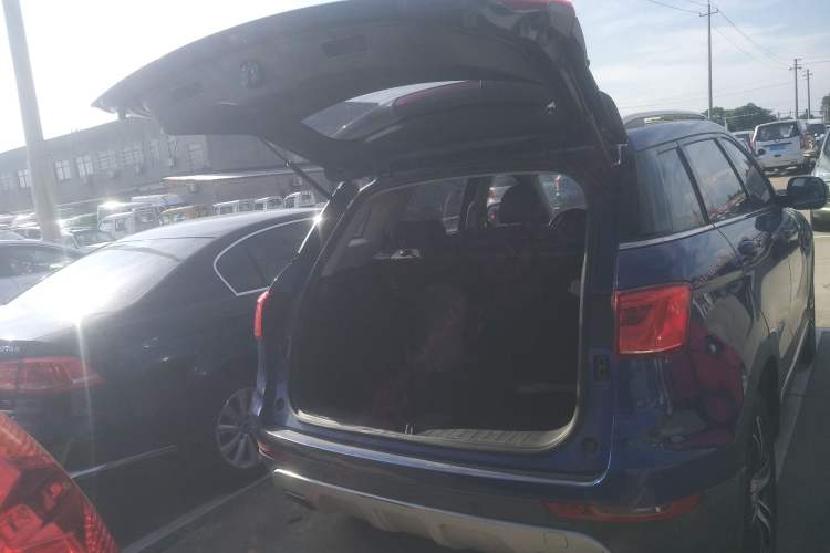 Used Haval H6 Coupe 2016 Blue Label 1.5T Automatic Two-Wheel Drive Elite Model Trunk