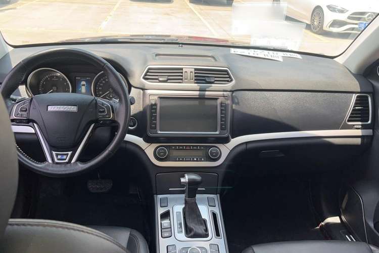 Used Haval H6 Coupe 2018 Blue Label 1.5T Automatic Two-Wheel Drive Luxury Model Interior 3