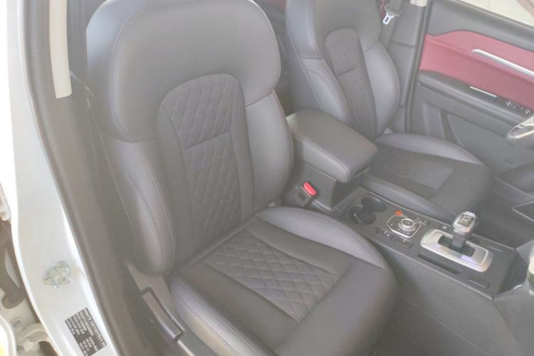 Used Haval H6 Coupe 2020 Smart Connect Version 1.5T Automatic Two-Wheel Drive Elite Model Right Front Seat
