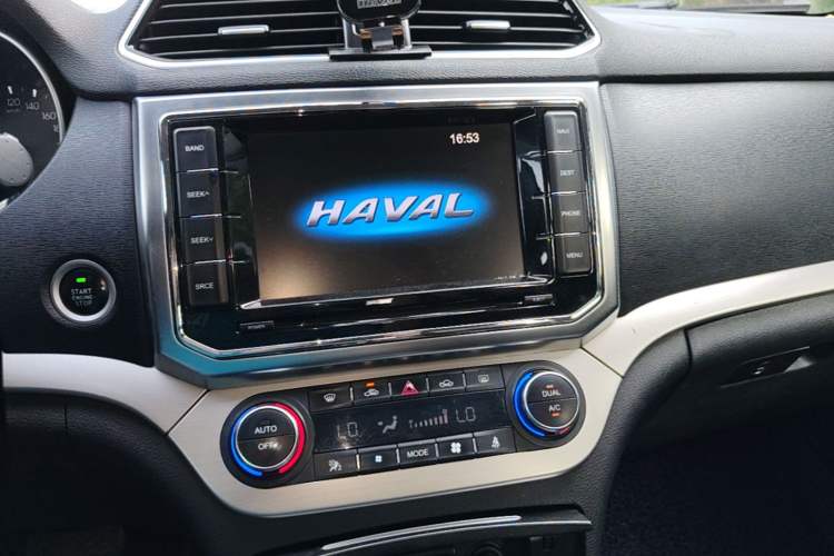 Used Haval H6 Coupe 2015 Blue Label 2.0T Automatic Two-Wheel Drive Elite Model Audio And AC Panel