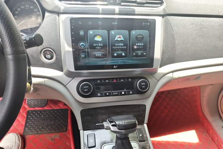Used Haval H6 Coupe 2015 Blue Label 2.0T Automatic Two-Wheel Drive Elite Model Audio And AC Panel