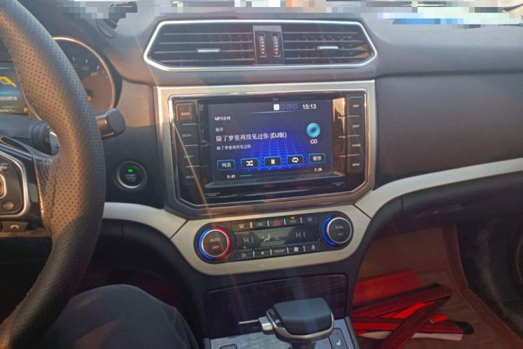 Used Haval H6 Coupe 2015 Blue Label 2.0T Automatic Two-Wheel Drive Elite Model Audio And AC Panel
