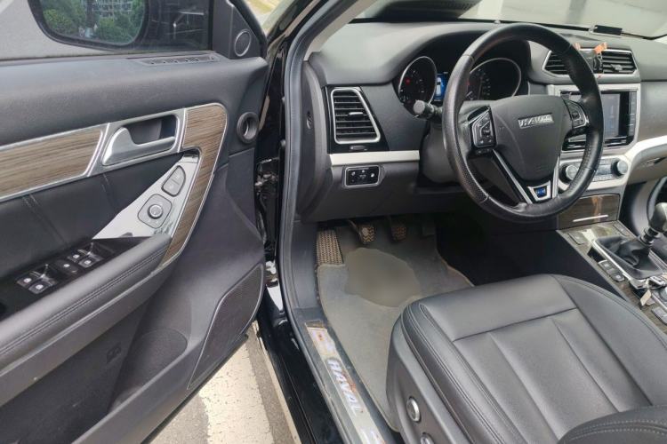Used Haval H6 Coupe 2015 Blue Label 2.0T Manual Two-Wheel-Drive Elite Model Driver Seat