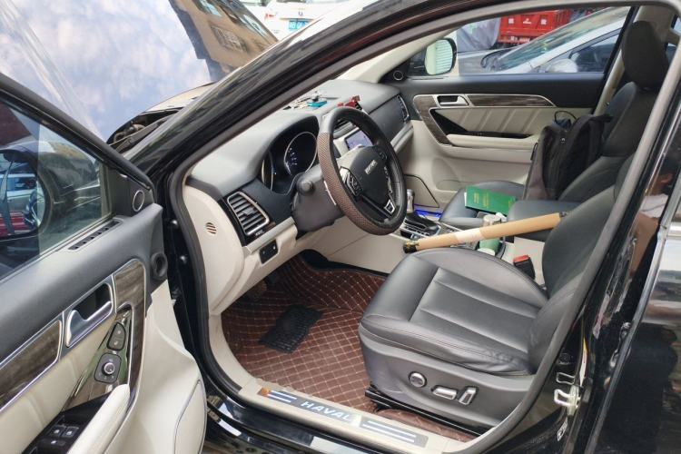 Used Haval H6 Coupe 2015 Blue Label 2.0T Automatic Two-Wheel Drive Prestige Model Driver Seat