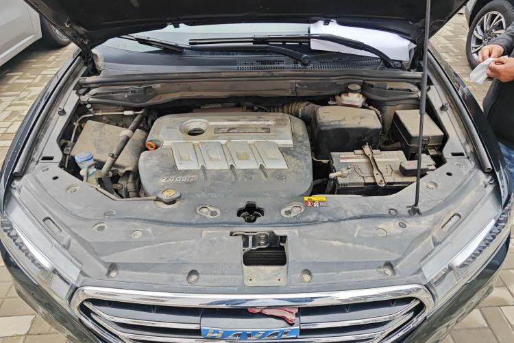 Used Haval H6 Coupe 2015 Blue-Label Facelift 2.0T Manual Two-Wheel Drive Urban Version Engine Bay