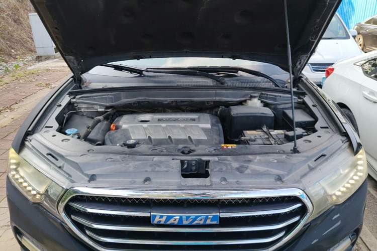 Used Haval H6 Coupe 2015 Blue Label 2.0T Automatic Two-Wheel Drive Elite Model Engine Bay