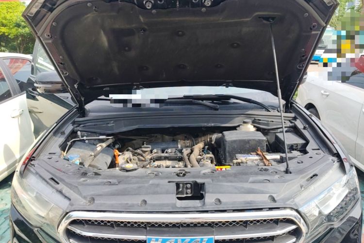 Used Haval H6 Coupe 2015 Blue-Label Facelift 2.0T Manual Two-Wheel Drive Urban Version Engine Bay