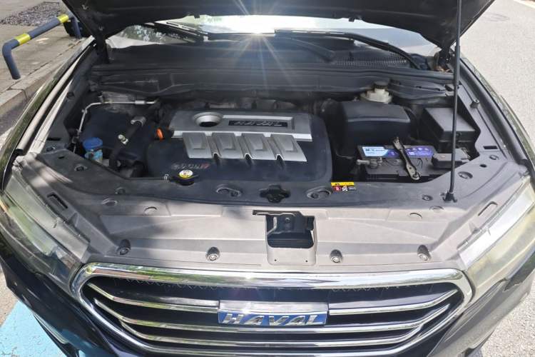 Used Haval H6 Coupe 2015 Blue Label 2.0T Automatic Two-Wheel Drive Elite Model Engine Bay