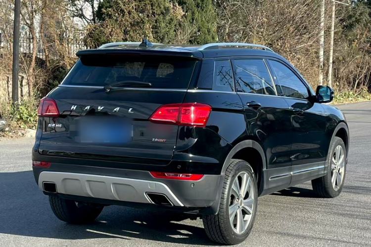 Used Haval H6 Coupe 2015 Blue Label 2.0T Automatic Two-Wheel Drive Elite Model Exterior 5
