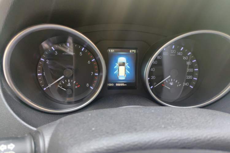 Used Haval H6 Coupe 2015 Blue Label 2.0T Automatic Two-Wheel Drive Prestige Model Instrument Cluster