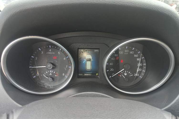 Used Haval H6 Coupe 2015 Blue Label 2.0T Automatic Two-Wheel Drive Elite Model Instrument Cluster