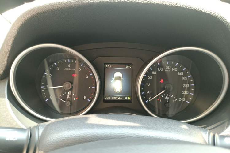 Used Haval H6 Coupe 2015 Blue Label 2.0T Automatic Two-Wheel Drive Prestige Model Instrument Cluster