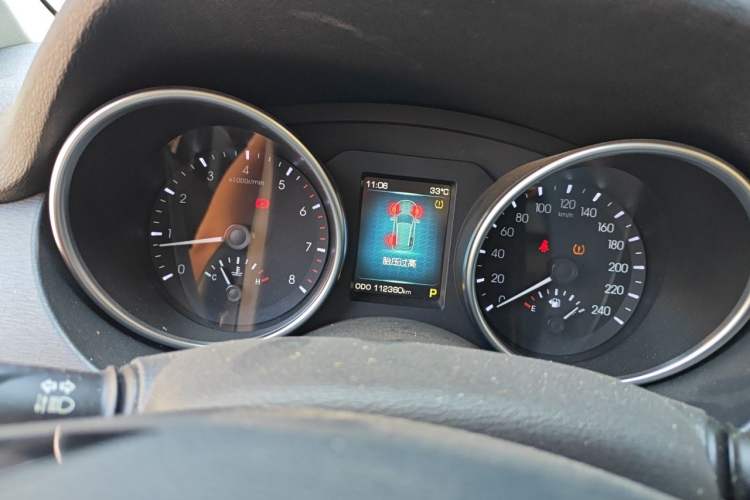 Used Haval H6 Coupe 2015 Blue Label 2.0T Automatic Two-Wheel Drive Prestige Model Instrument Cluster