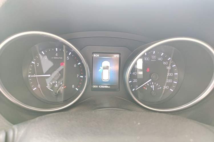 Used Haval H6 Coupe 2015 Blue Label 2.0T Manual Two-Wheel-Drive Elite Model Instrument Cluster
