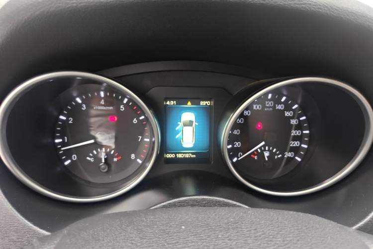 Used Haval H6 Coupe 2015 Blue Label 2.0T Manual Two-Wheel-Drive Elite Model Instrument Cluster