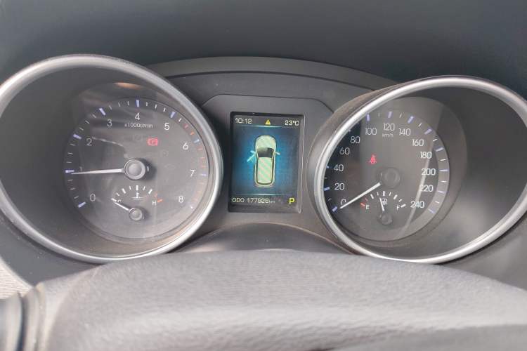Used Haval H6 Coupe 2015 Blue Label 2.0T Automatic Two-Wheel Drive Prestige Model Instrument Cluster