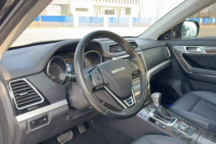 Used Haval H6 Coupe 2015 Blue Label 2.0T Automatic Two-Wheel Drive Prestige Model Interior 5
