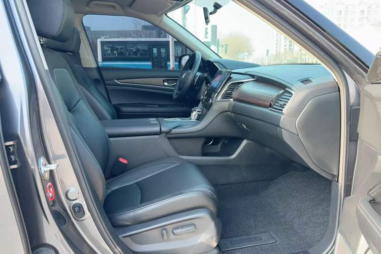 Used Haval H6 Coupe 2015 Blue Label 2.0T Automatic Two-Wheel Drive Prestige Model Interior 8
