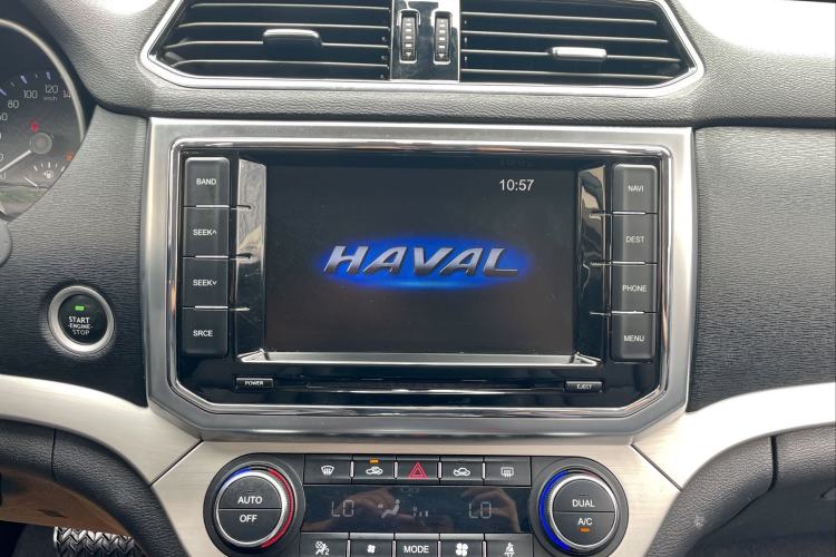 Used Haval H6 Coupe 2015 Blue Label 2.0T Automatic Two-Wheel Drive Elite Model Interior 8