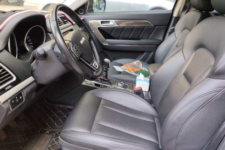 Used Haval H6 Coupe 2015 Blue Label 2.0T Manual Two-Wheel-Drive Elite Model Left Front Seat