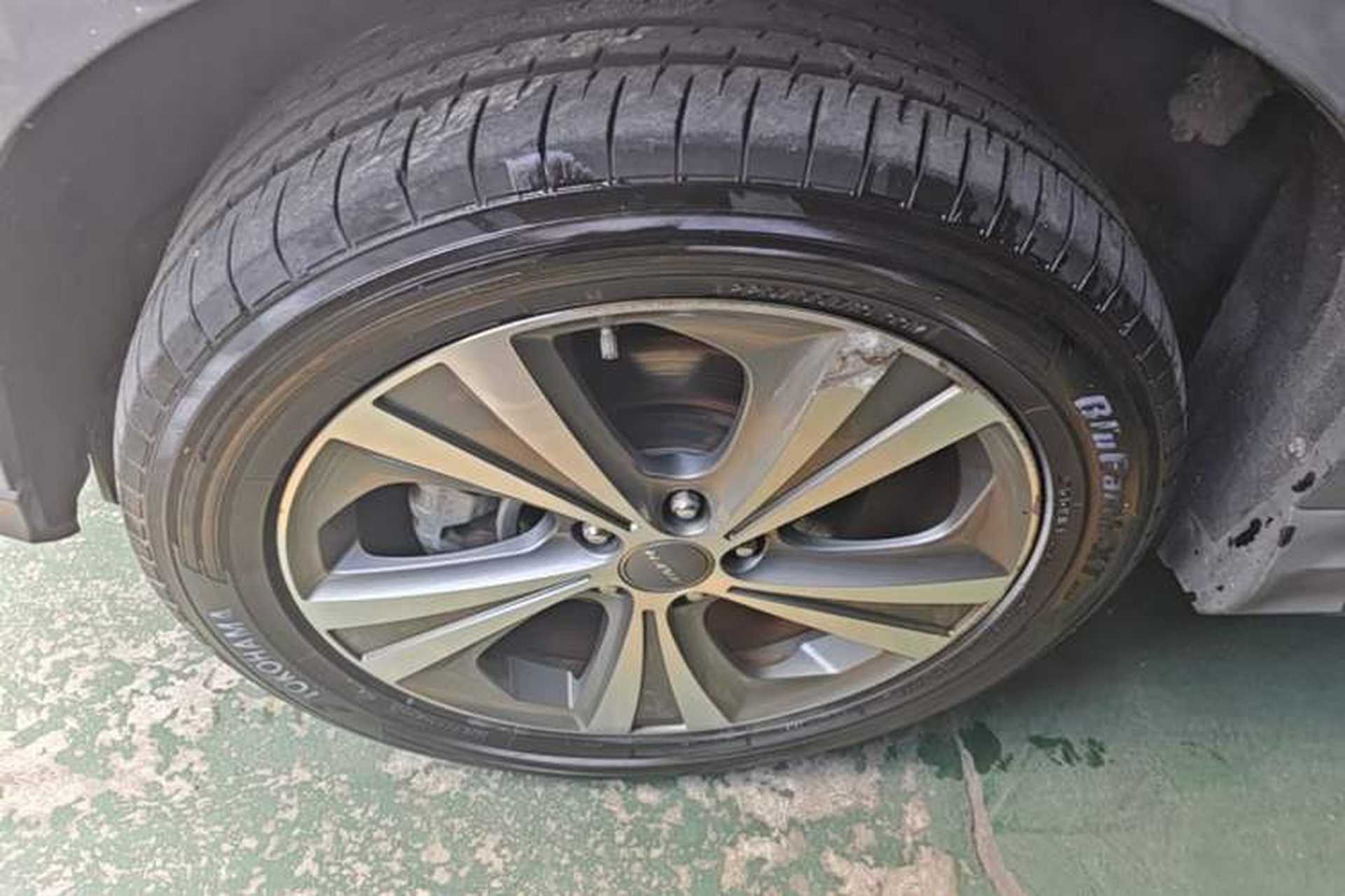 Used Haval H6 Coupe 2015 Blue Label 2.0T Automatic Two-Wheel Drive Elite Model Left Front Wheel Hub