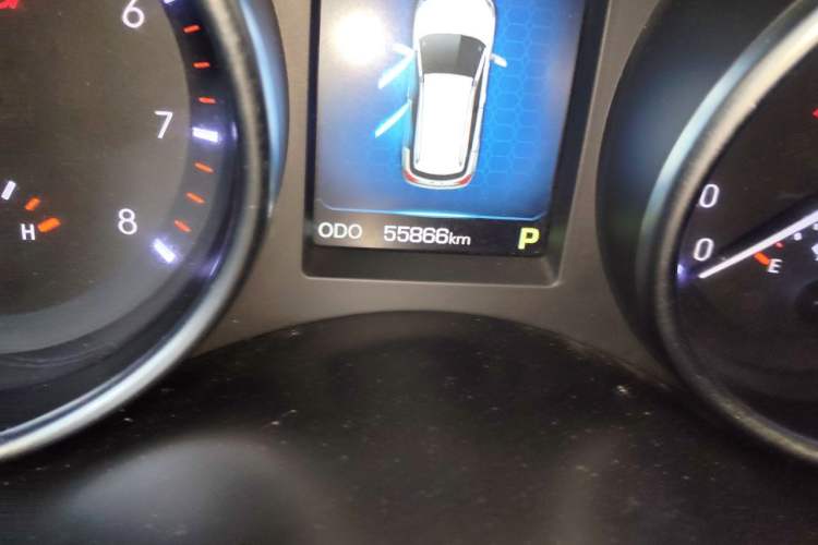 Used Haval H6 Coupe 2015 Blue Label 2.0T Automatic Two-Wheel Drive Elite Model Odometer Close Up