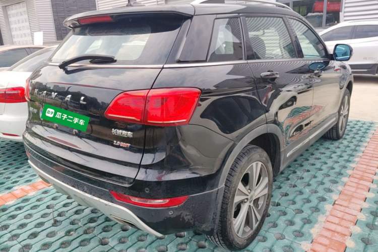 Used Haval H6 Coupe 2015 Blue-Label Facelift 2.0T Manual Two-Wheel Drive Urban Version Rear Right 45 Deg