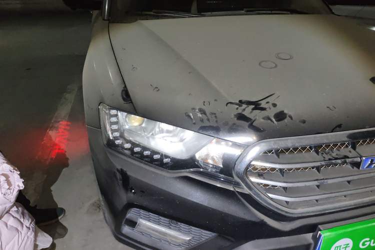 Used Haval H6 Coupe 2015 Blue Label 2.0T Automatic Two-Wheel Drive Prestige Model Right Front Headlight