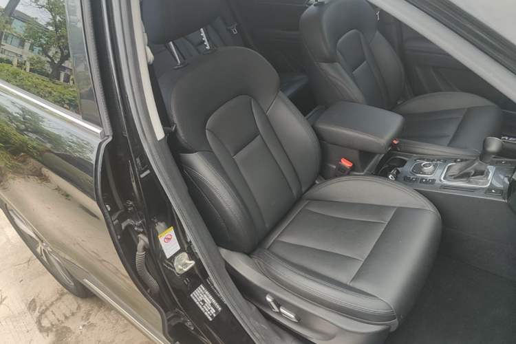 Used Haval H6 Coupe 2015 Blue Label 2.0T Automatic Two-Wheel Drive Elite Model Right Front Seat