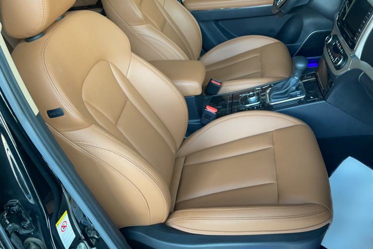 Used Haval H6 Coupe 2015 Blue Label 2.0T Automatic Two-Wheel Drive Elite Model Right Front Seat