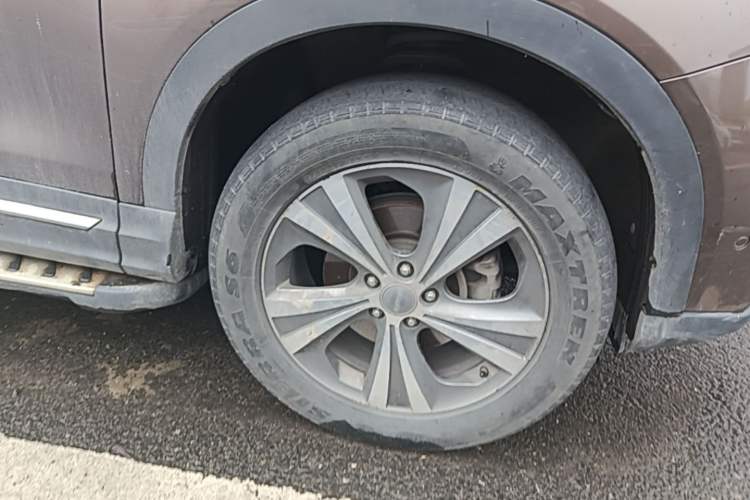 Used Haval H6 Coupe 2015 Blue Label 2.0T Automatic Two-Wheel Drive Prestige Model Right Front Wheel Hub