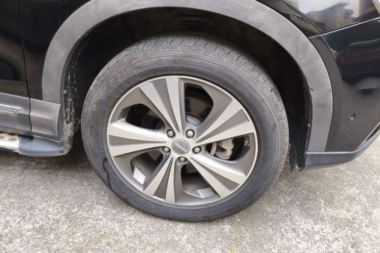 Used Haval H6 Coupe 2015 Blue Label 2.0T Automatic Two-Wheel Drive Prestige Model Right Front Wheel Hub